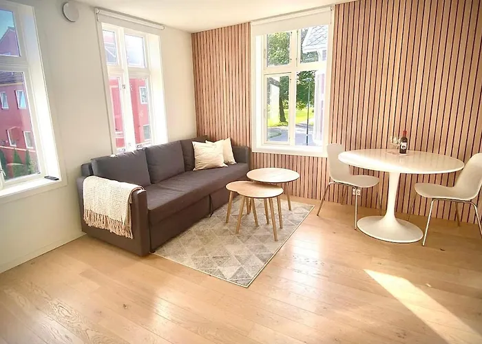 Private Apartment With Balcony In Central Stavanger